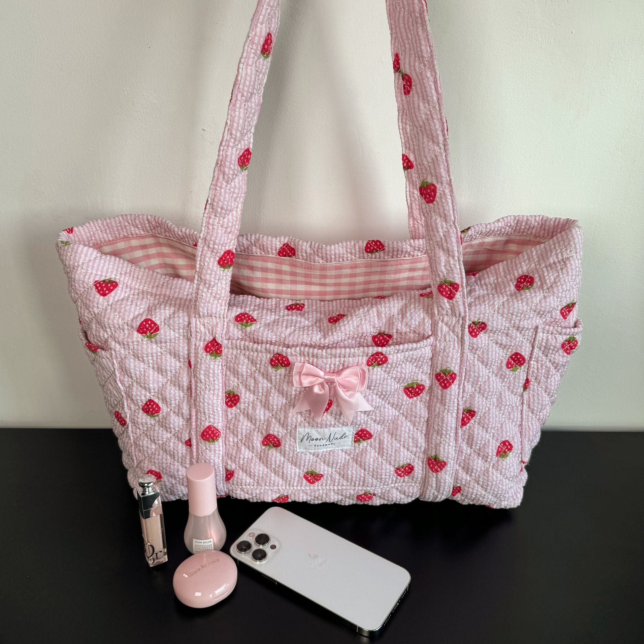 Moon Nude Strawberry Tote Bag Zipper
